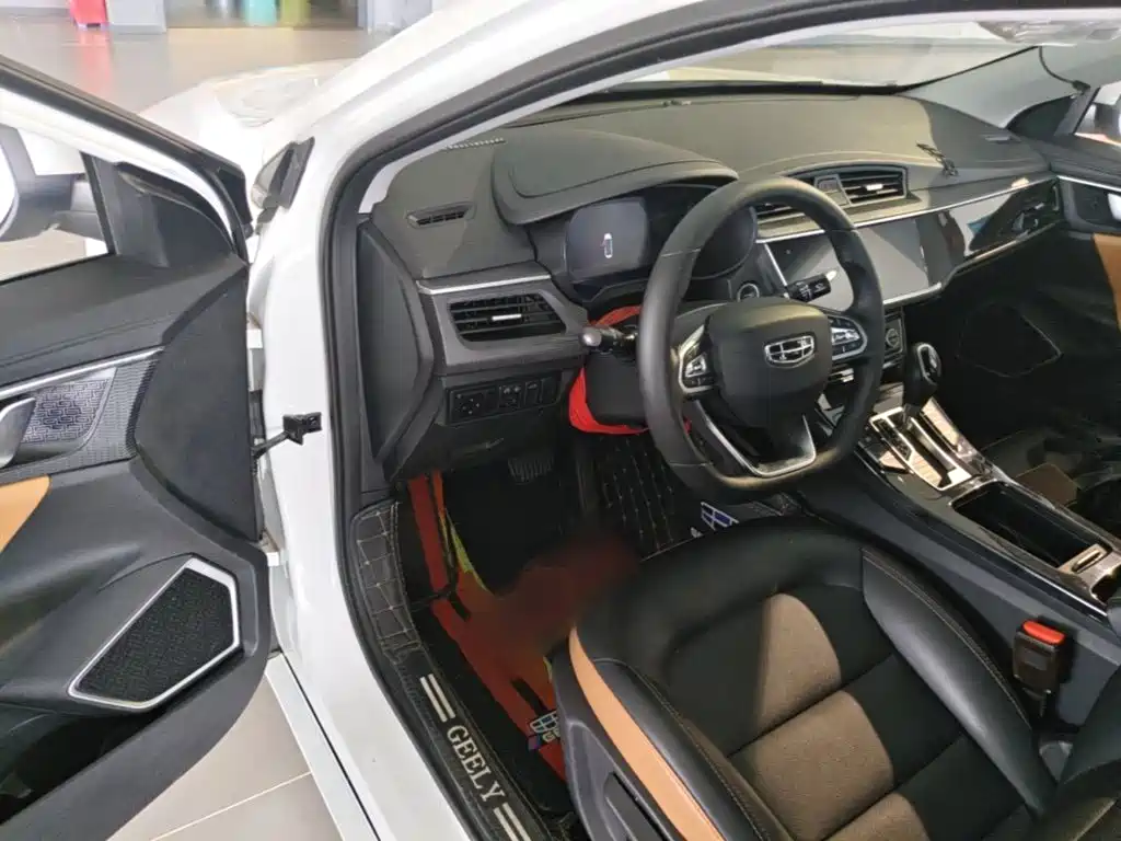 Geely Emgrand GL — миниатюра 16