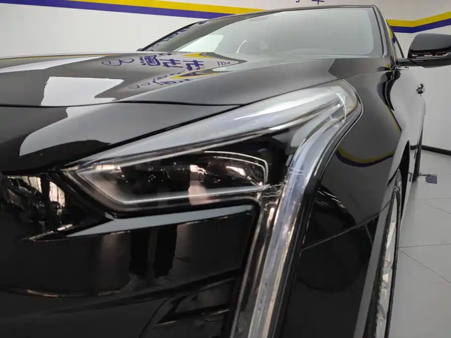 Cadillac CT6 — миниатюра 5