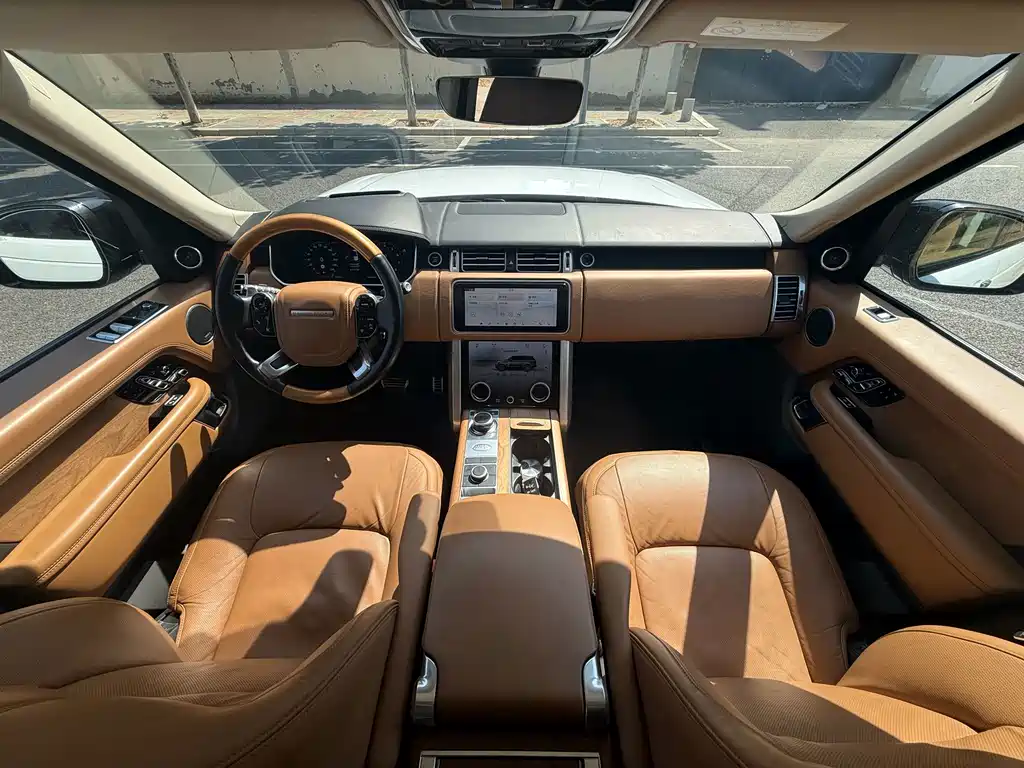 Land Rover Range Rover — миниатюра 9