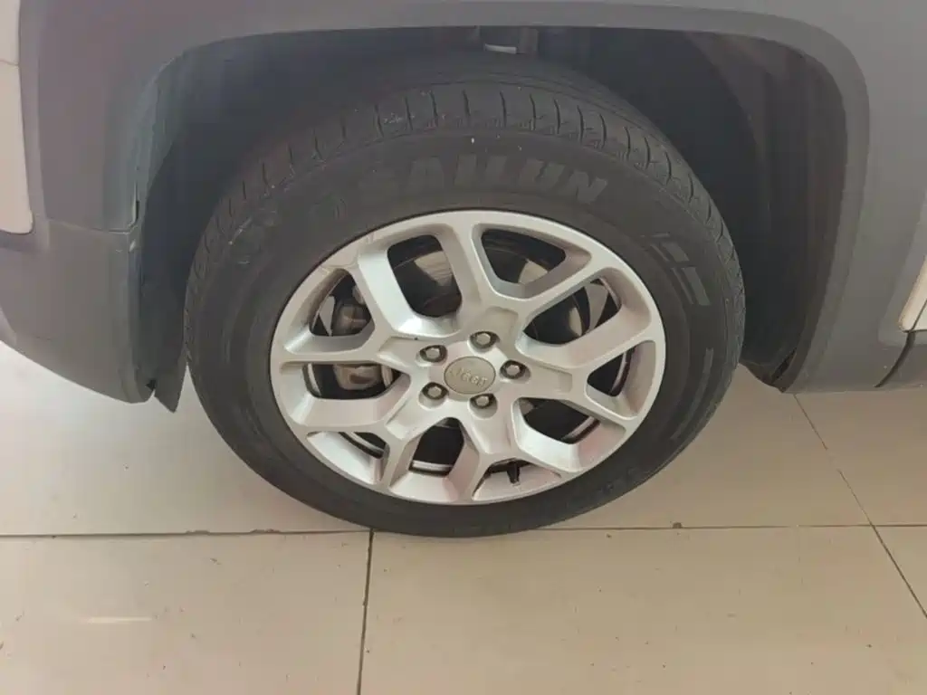 Jeep Renegade — миниатюра 23