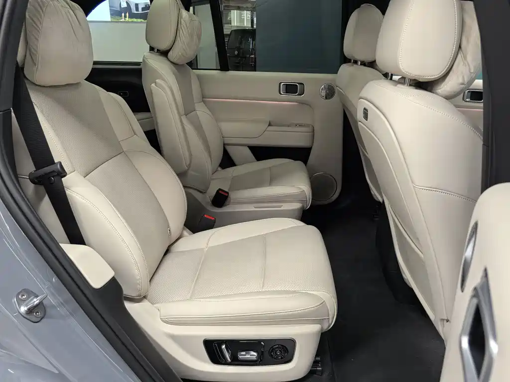 Li Auto Li L8 — миниатюра 15