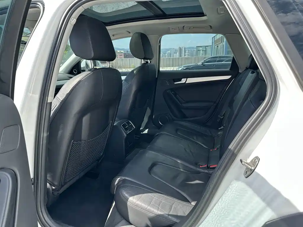 Audi A4 (Import) — миниатюра 6