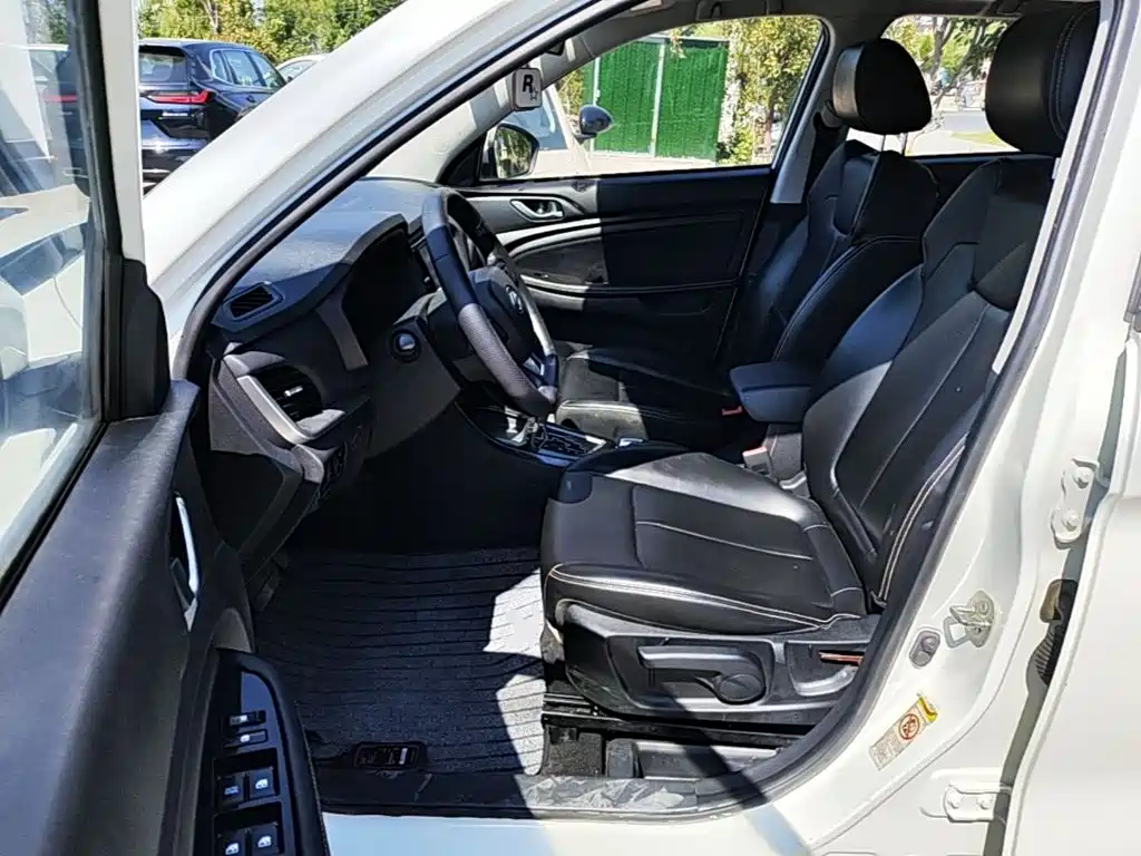 Landwind Landwind X2 — миниатюра 15