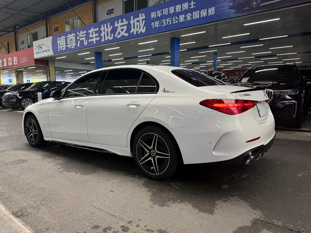 Mercedes-Benz C-Class — миниатюра 20