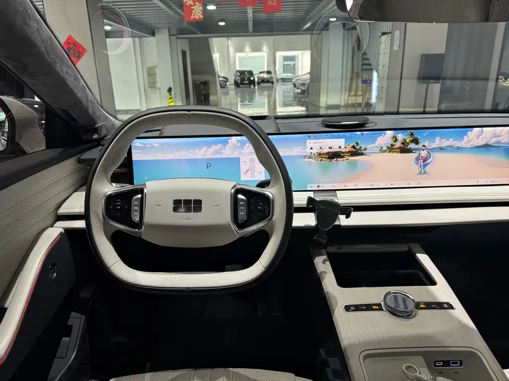 GEELY GALAXY GALAXY E8