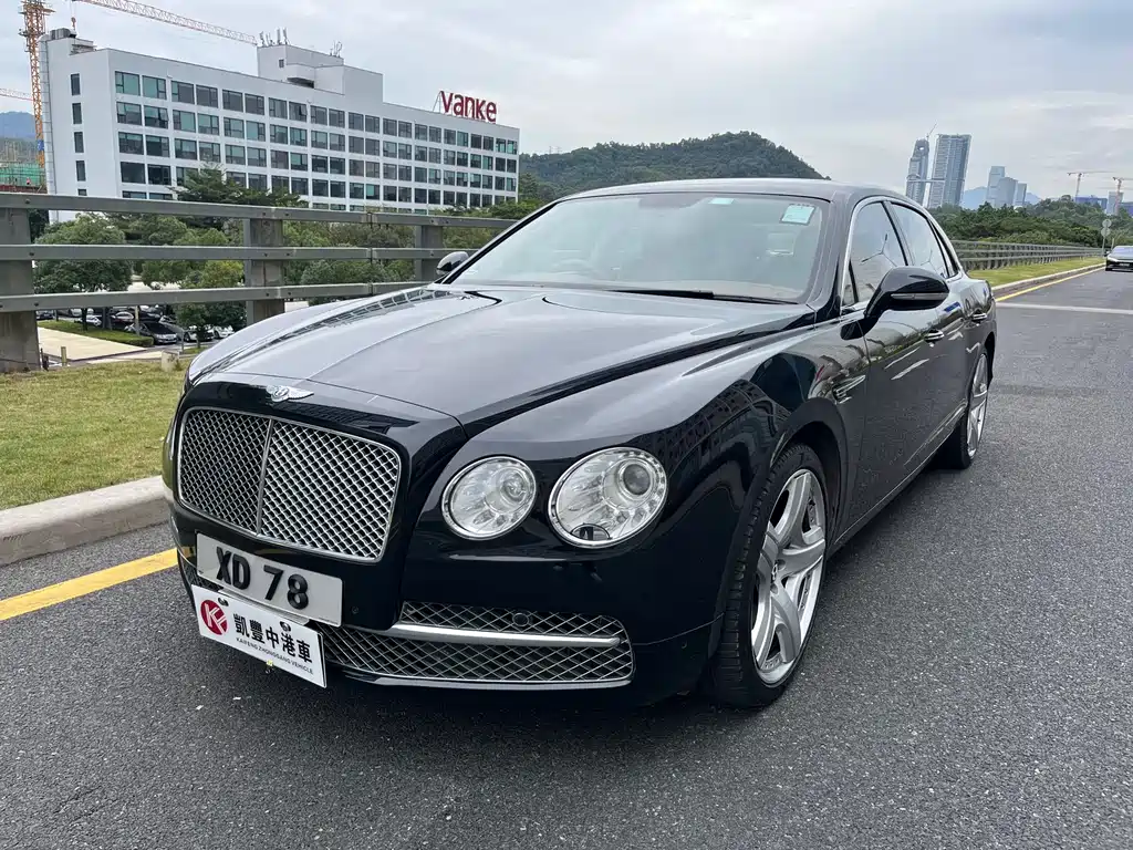 Bentley Flying Spur 2013