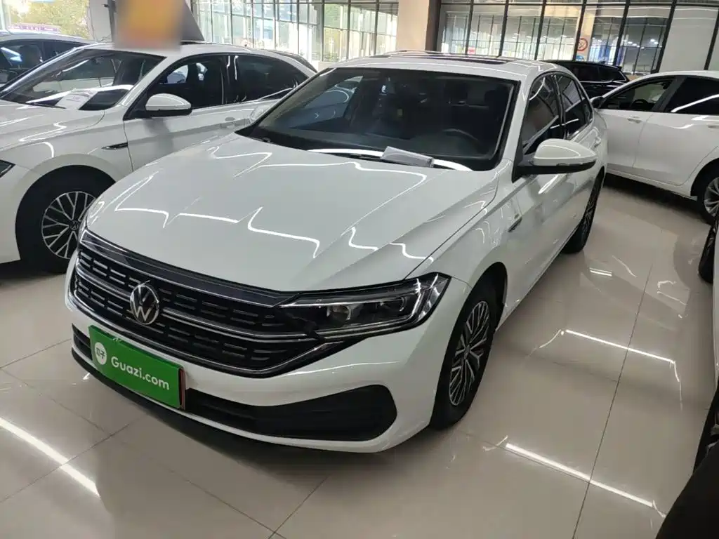 Volkswagen Sagitar — миниатюра 2