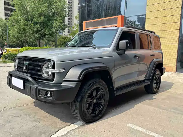 2024 TANK 300