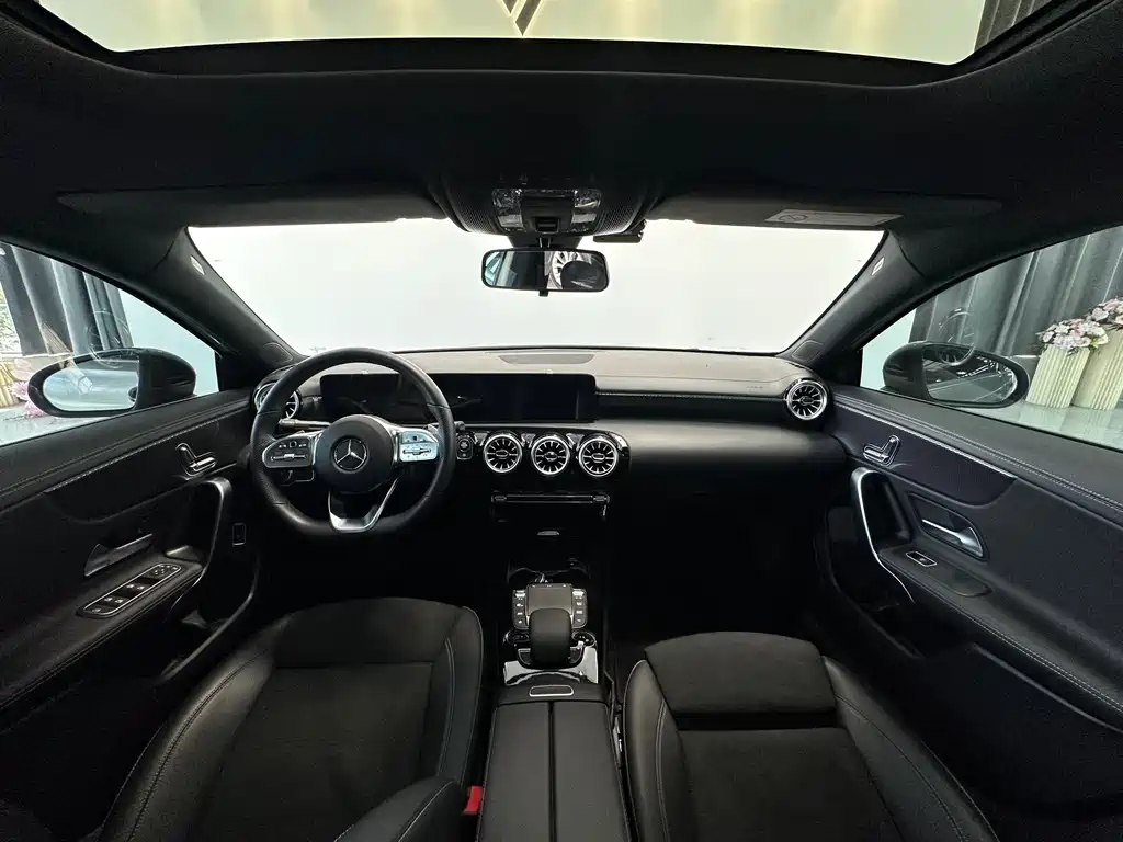 Mercedes-Benz A-Class A 2022 A 200 L Sport Fashion