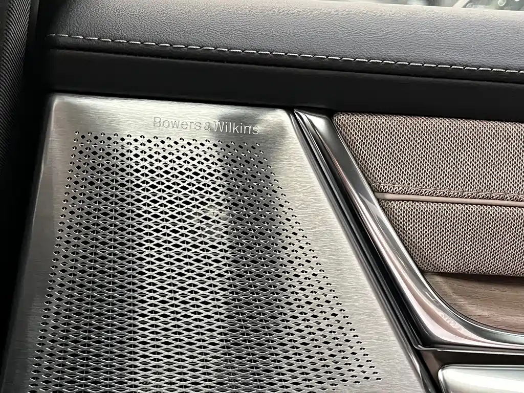 Volvo S90 PHEV — миниатюра 9