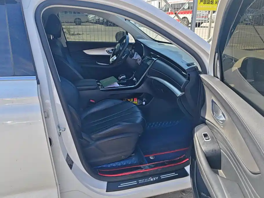Roewe RX5 MAX — миниатюра 8
