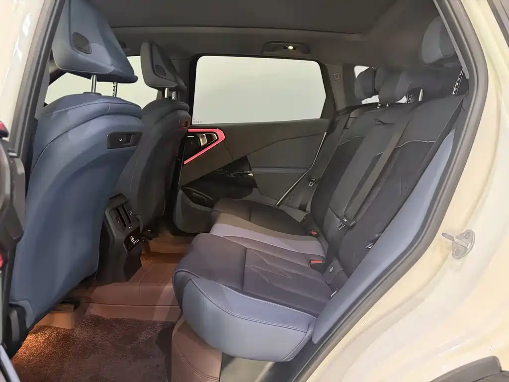 BMW X3 — миниатюра 12