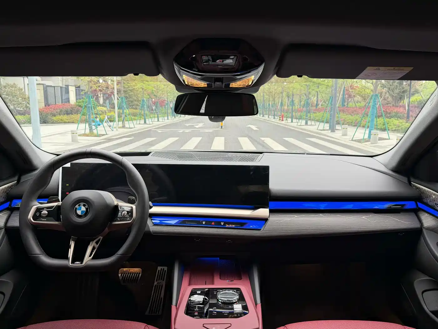 BMW 5 series 2026 Черный из Китая, фото 6