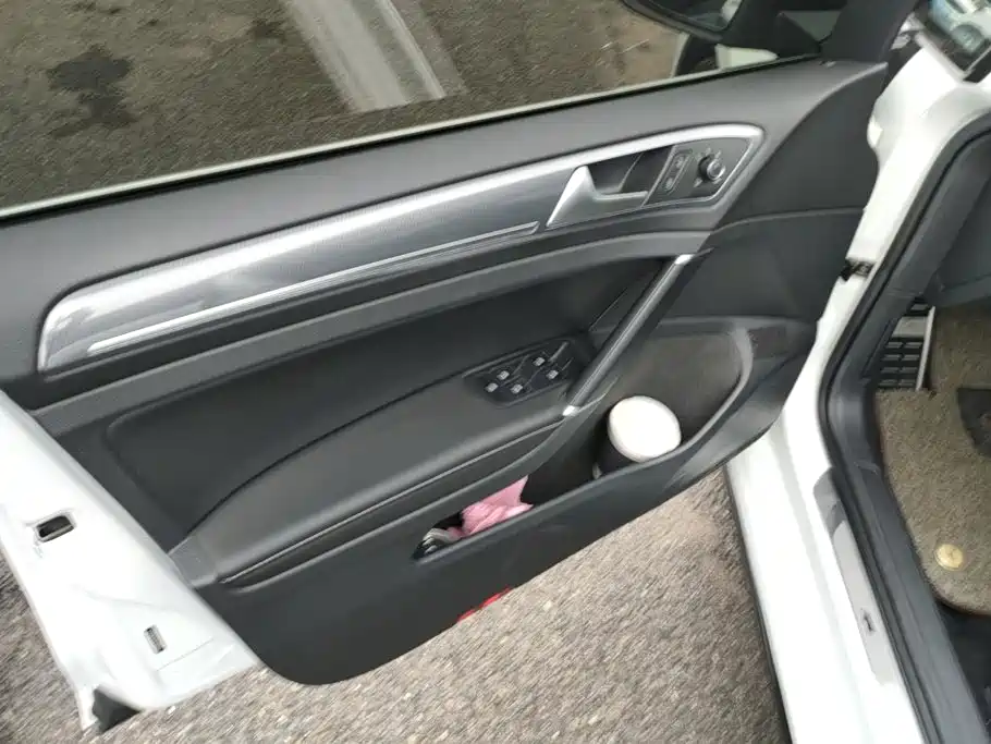 Volkswagen Golf — миниатюра 7