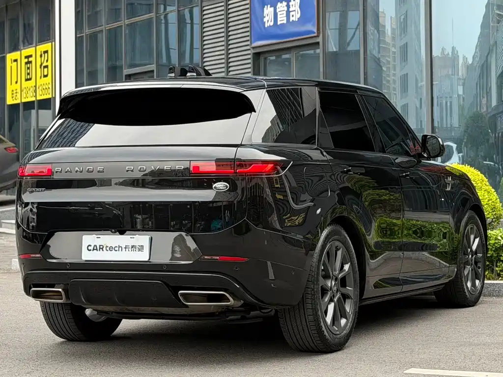 Land Rover Range Rover Sport 2024 400PS Dynamic SE
