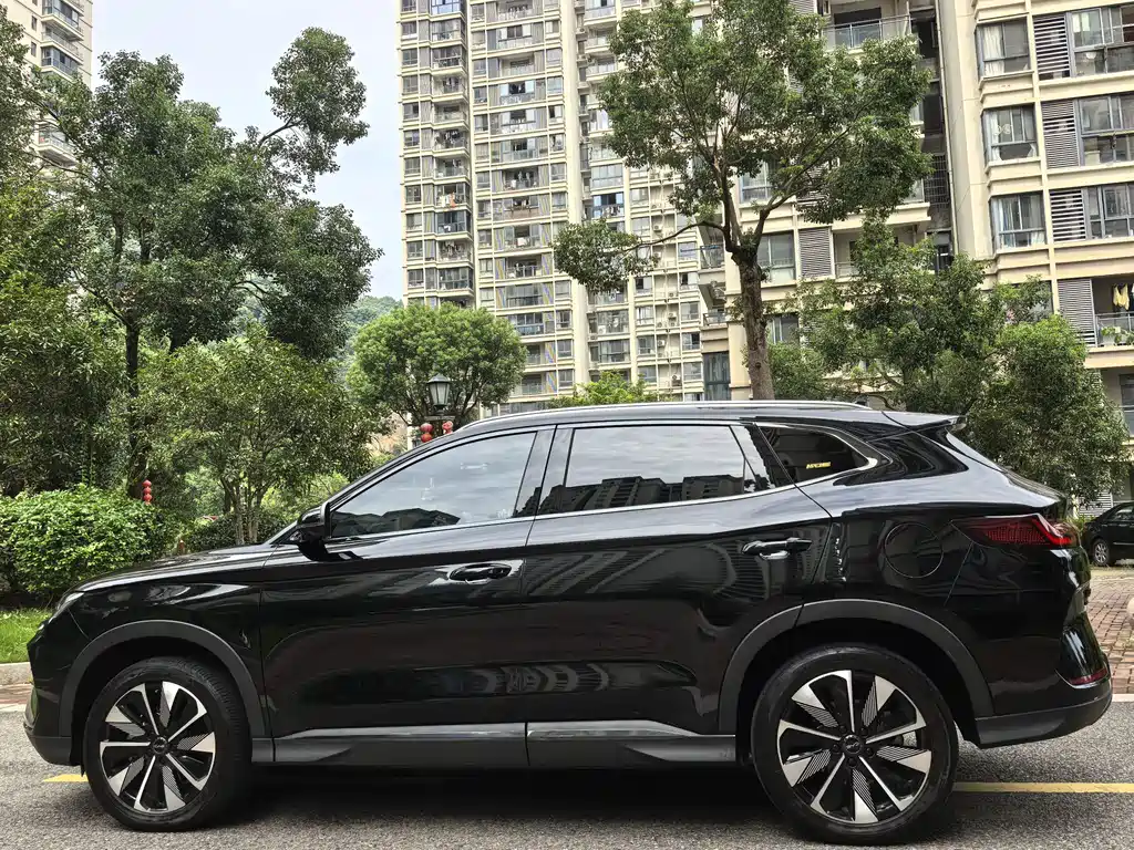 BYD PLUS New Energy — миниатюра 16