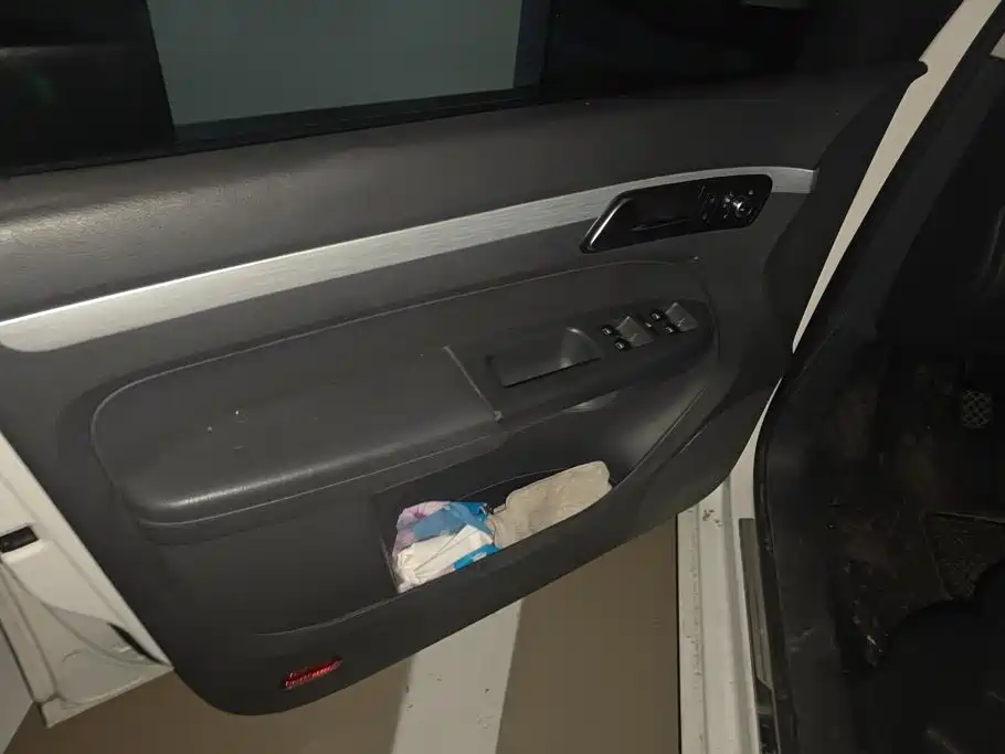 Volkswagen Touran — миниатюра 7