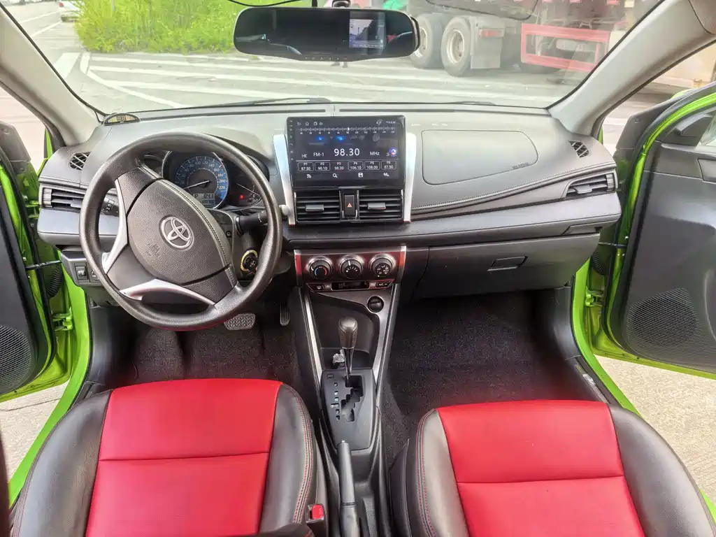 Toyota Yaris L — миниатюра 14