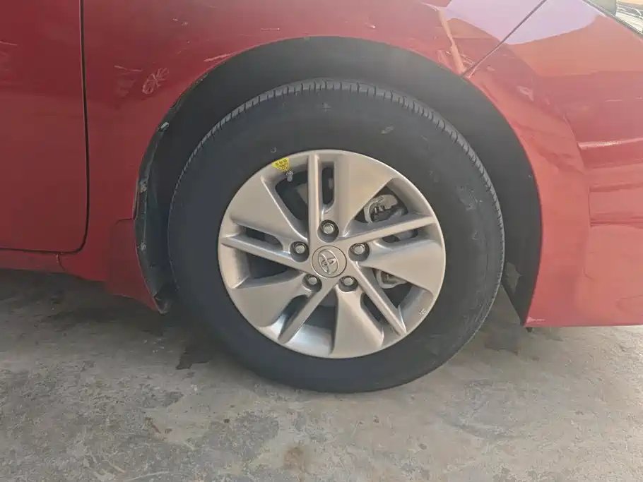 Toyota Corolla — миниатюра 6