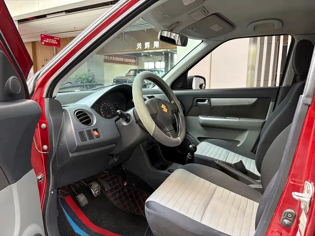 Suzuki Swift — миниатюра 4