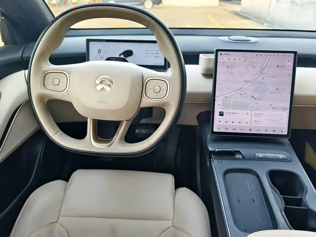 NIO ET5T — миниатюра 19