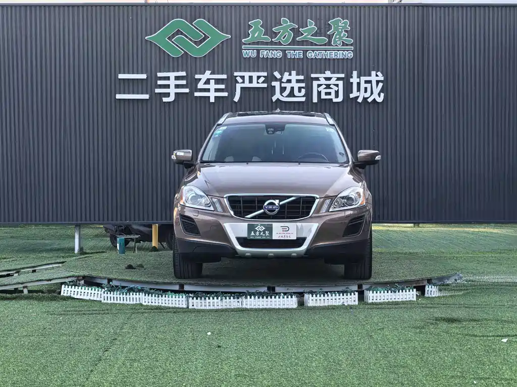 Volvo XC60 (Import) — миниатюра 2