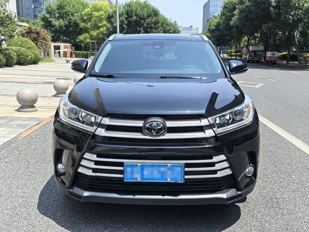 Toyota Highlander — миниатюра 11