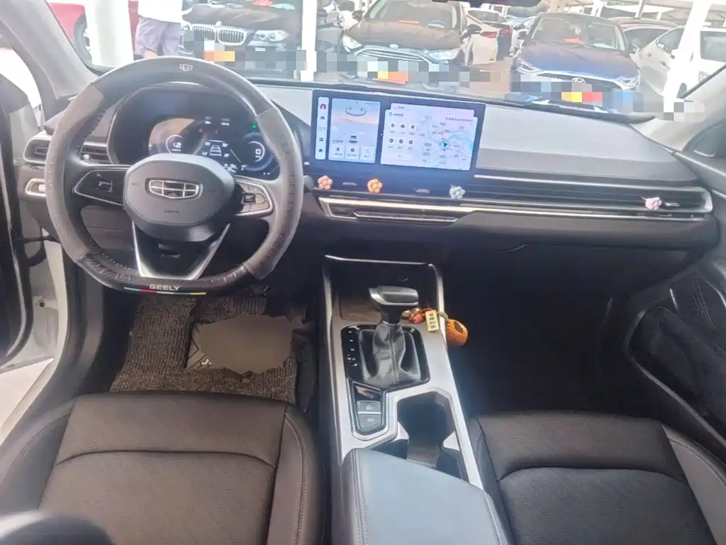 Geely Emgrand — миниатюра 10
