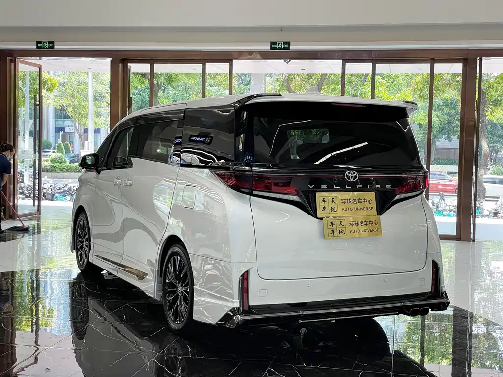 Toyota Vellfire - фото 17