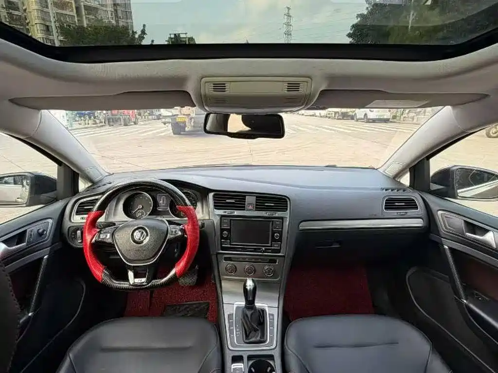 Volkswagen Golf — миниатюра 4