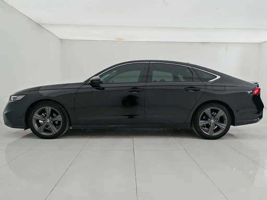 Honda Inspire — миниатюра 8