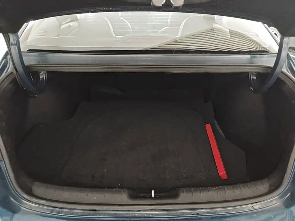 Hyundai Elantra — миниатюра 19