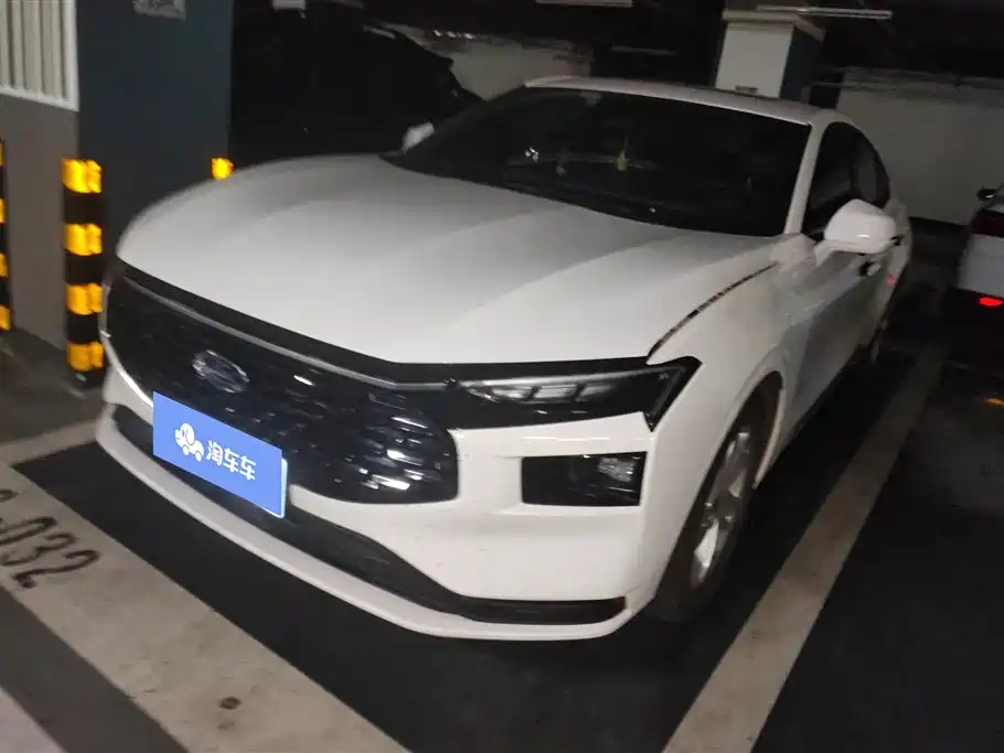Ford Mondeo 2025