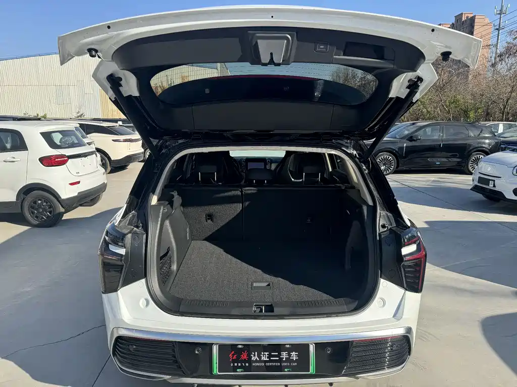 Hongqi HONGQI HS3 PHEV