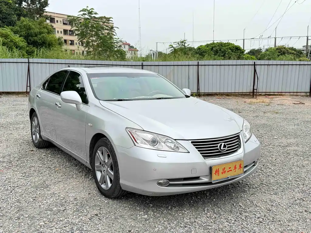 Lexus ES — миниатюра 3
