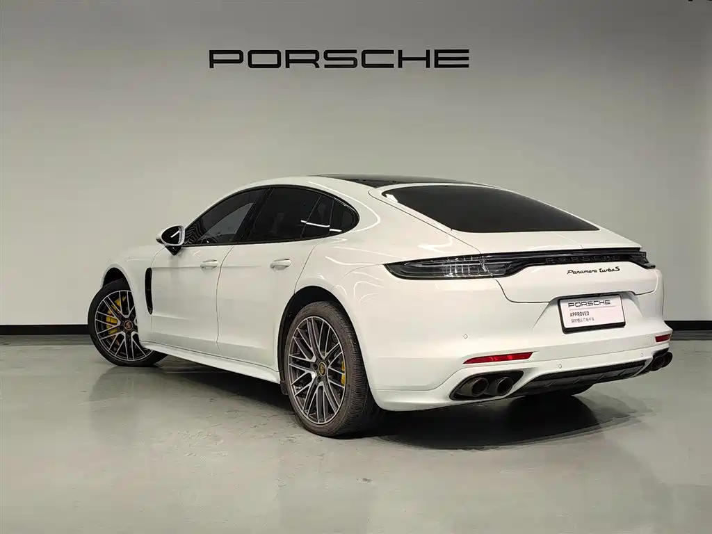 Porsche Panamera — миниатюра 2