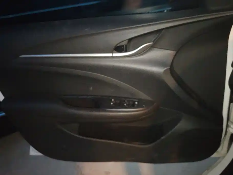 Buick Excelle — миниатюра 7