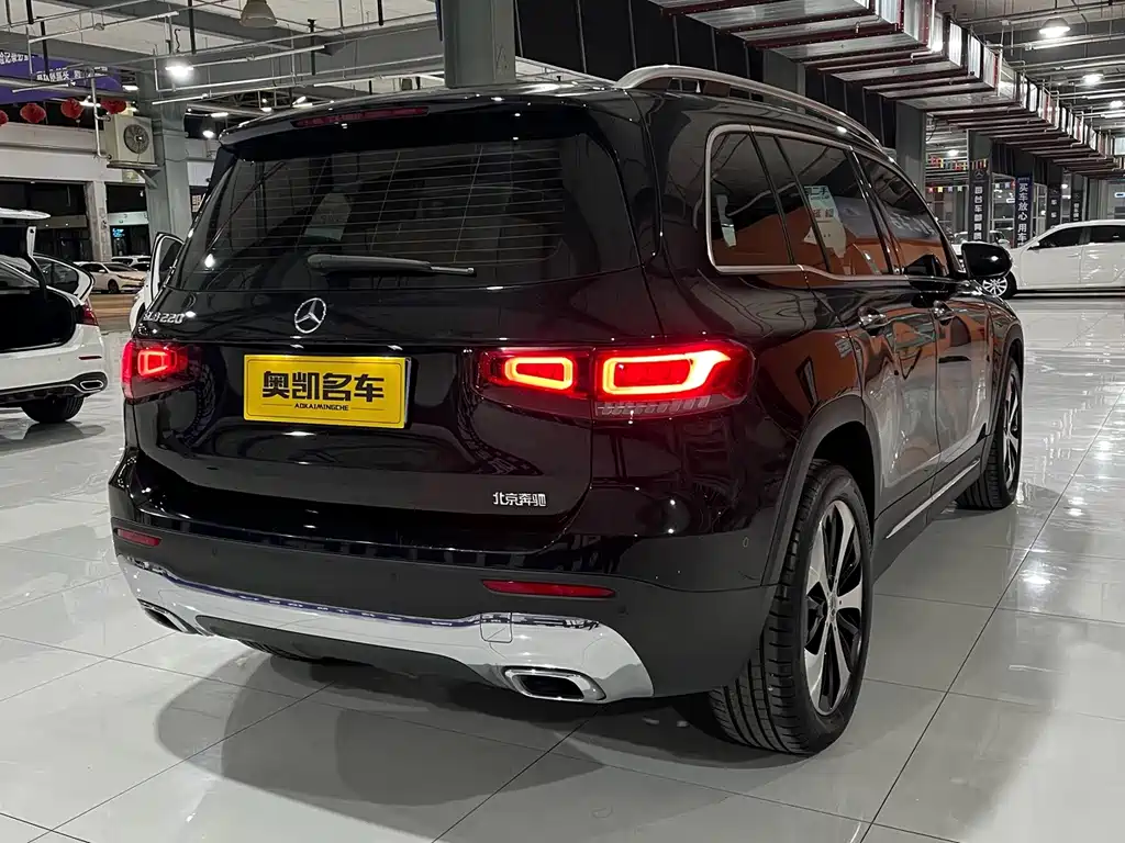 Mercedes-Benz GLB — миниатюра 5