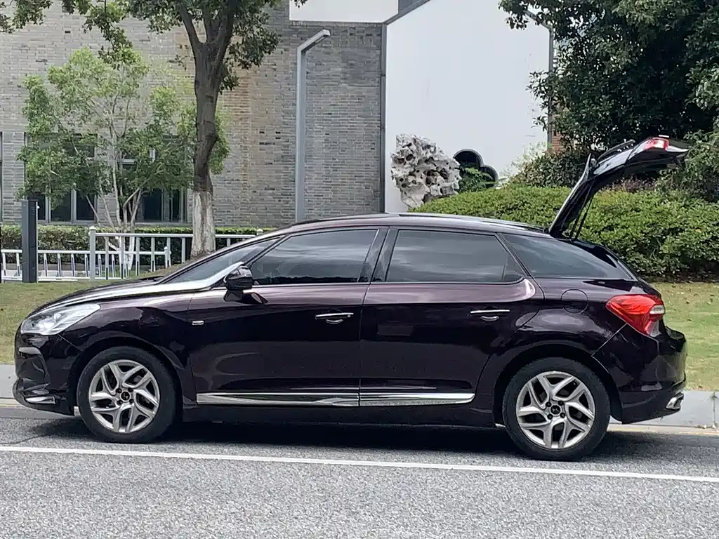 DS DS 5 — миниатюра 18