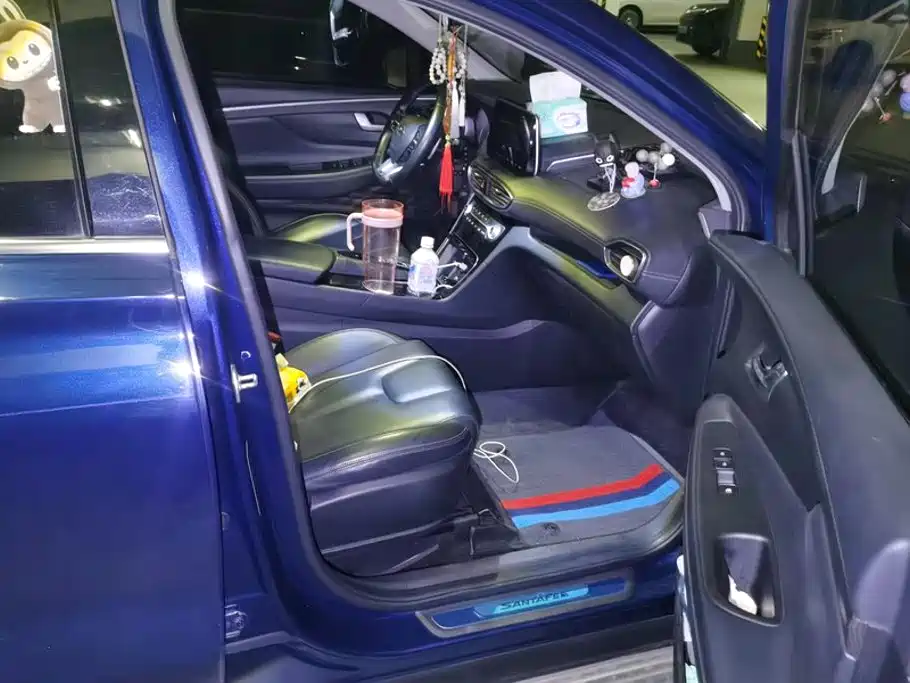 Hyundai Santa Fe — миниатюра 8