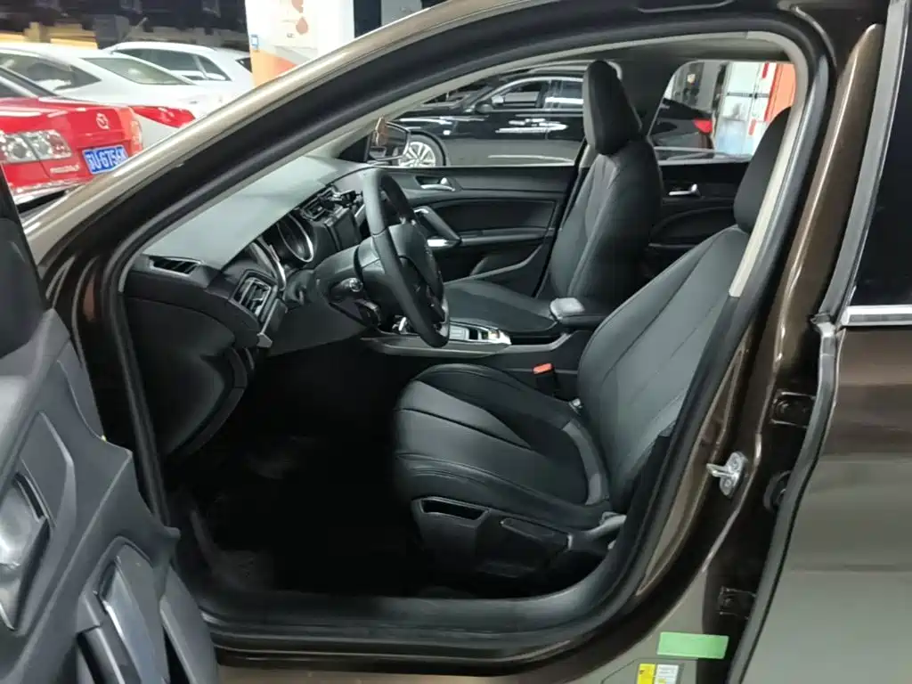 Peugeot 408 — миниатюра 15