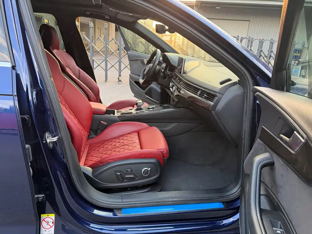 Audi S4 — миниатюра 12
