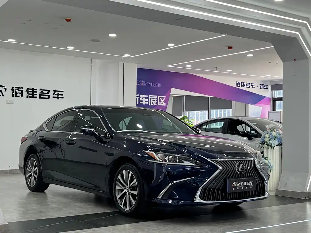 Lexus ES — фотографии объявления, Фото 3