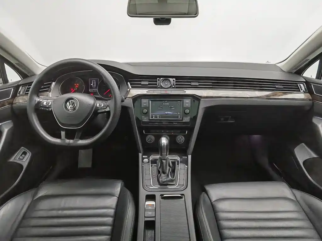 Volkswagen Magotan — миниатюра 5