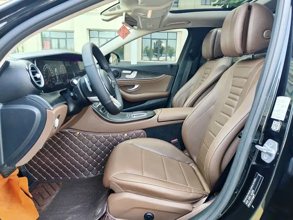 Mercedes-Benz E-Class — миниатюра 4