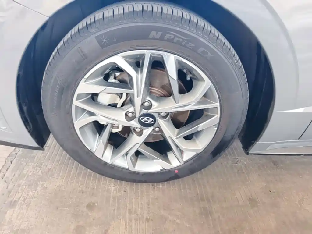 Hyundai Sonata — миниатюра 23