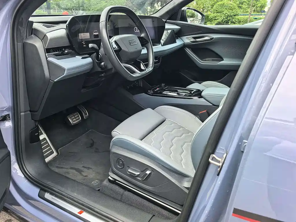 Audi AudiQ6L e-tron — миниатюра 6