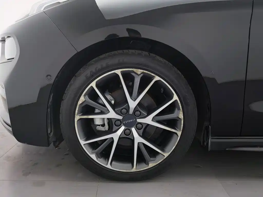 Lynk & Co 03 — миниатюра 17