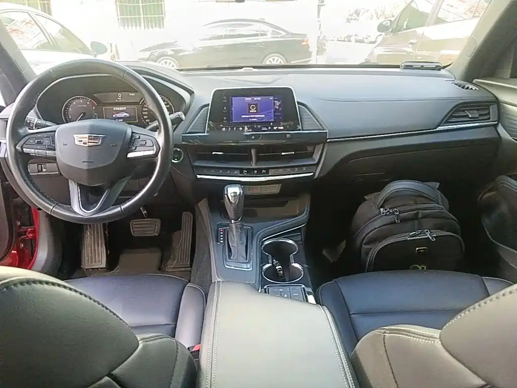 Cadillac CT4 — миниатюра 10