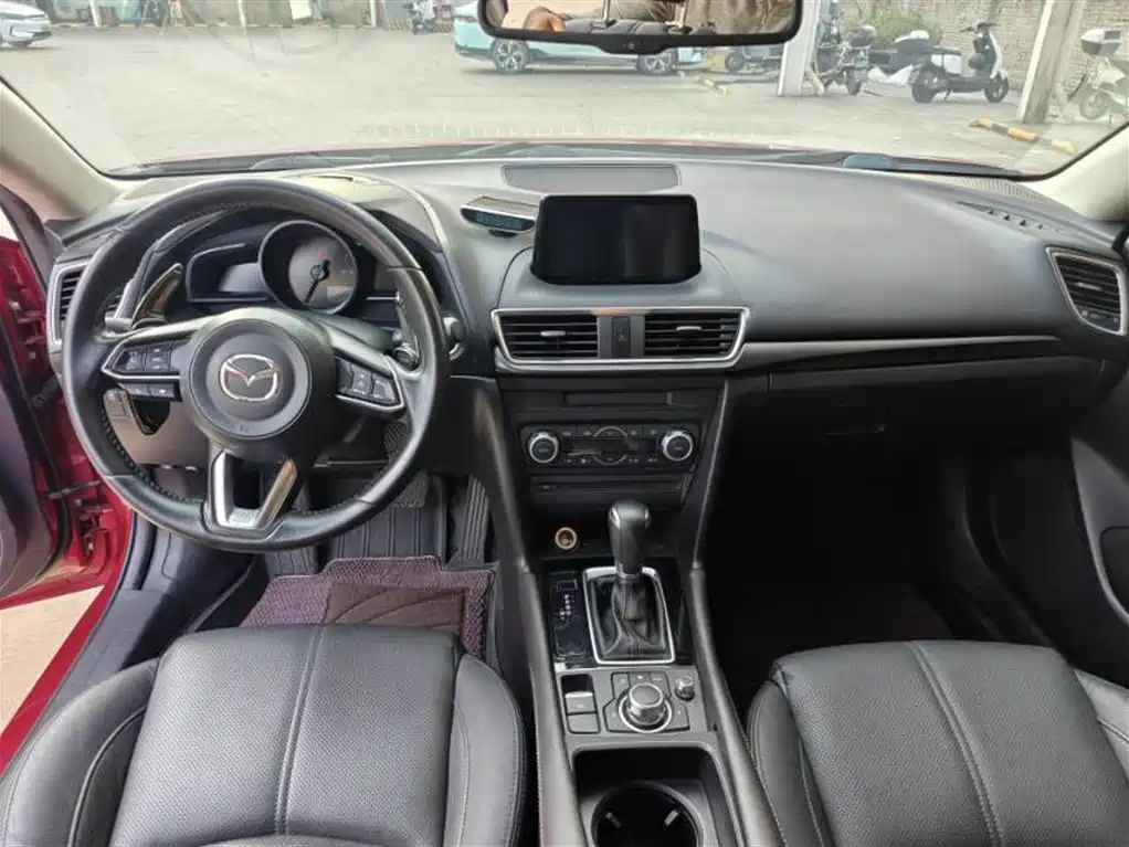 MAZDA 3 ANGKESAILA